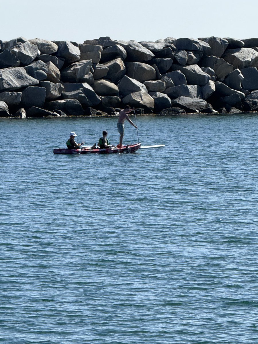 PaulaMaier3's tweet photo. I love that when my sons visit we do things I’d never do otherwise like kayaking in the Dana Point Harbor!
I used some muscles that don’t get hit at the gym! 🤣

#summerfun #kayaking #motherson #DanaPoint #CaliforniaFun #MakingMemories https://t.co/fq4unb5TUe