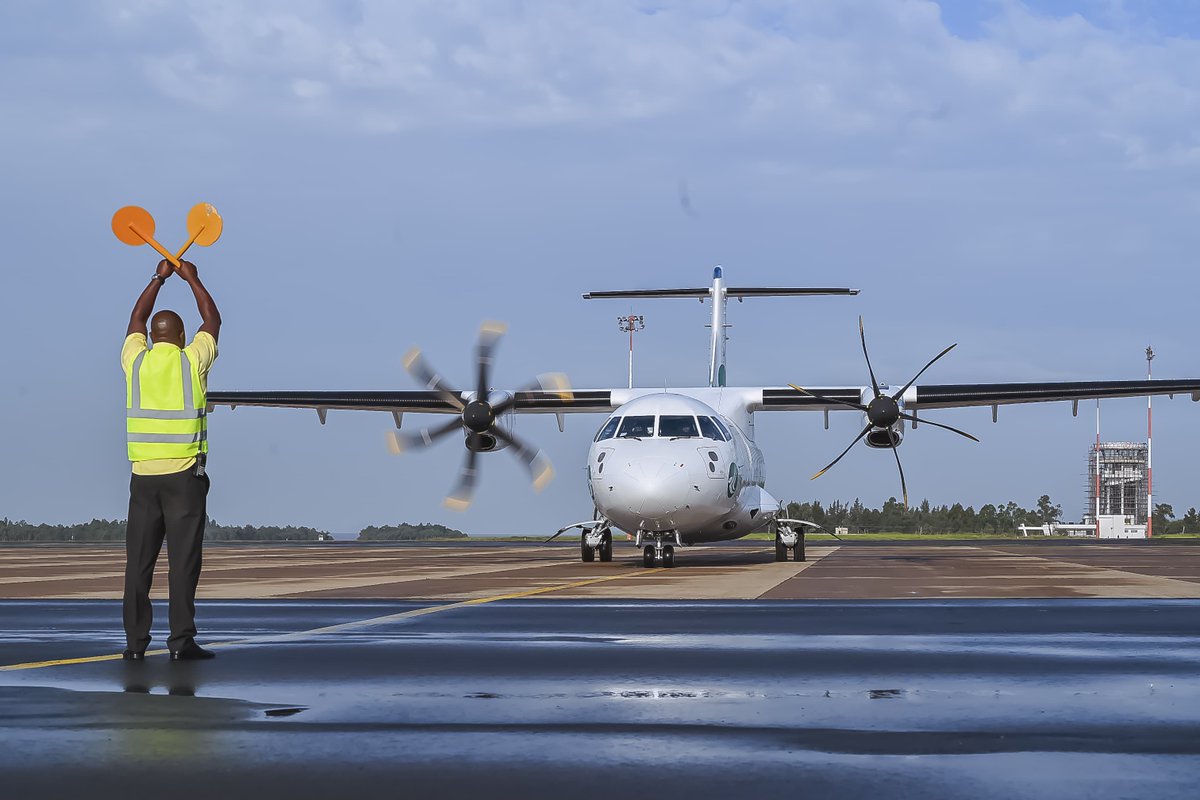 flyrenegadeair's tweet photo. Wheels up on a new era! Our ATR 42-500 took to the skies today on its inaugural flight from Nairobi to Kisumu — ushering in smoother, smarter travel with #flyrenegadeair #flyrenegadeairexperience #kisumu #explore #bedifferent https://t.co/Rmt7Xgkpgj