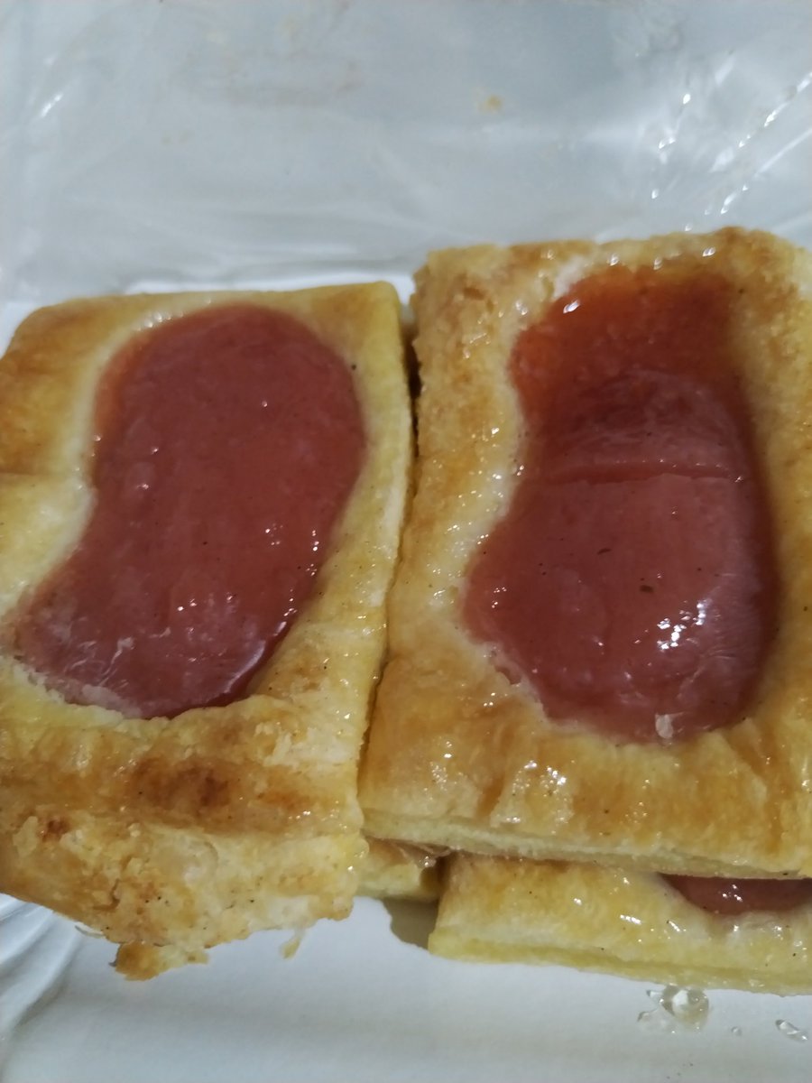 ciancianella's tweet image. Nuovo livello sbloccato: le sfogline 😋😋😋
#Palermo
#gelo
#GeloDiMelone