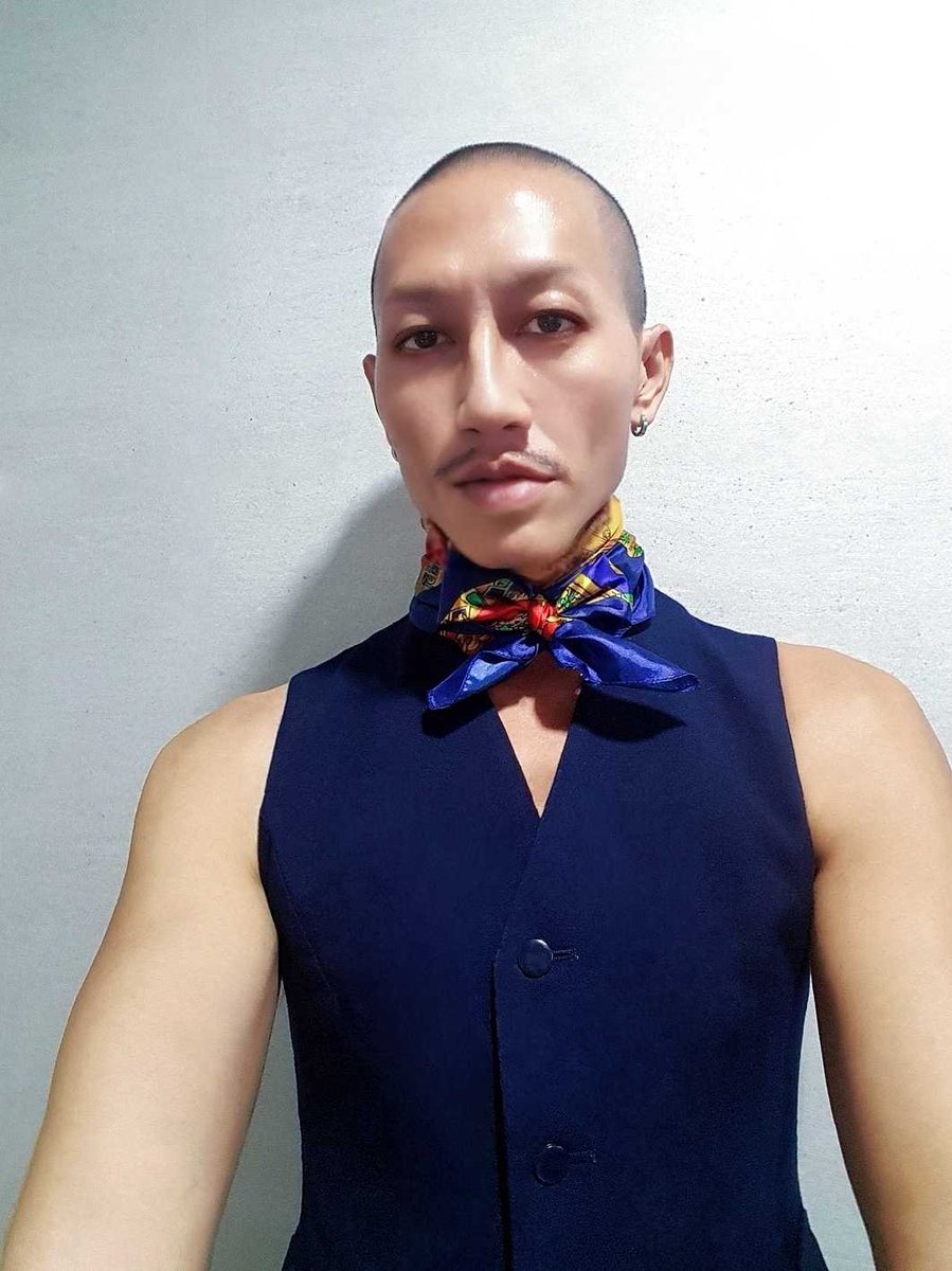 SkinnyLust tweet media