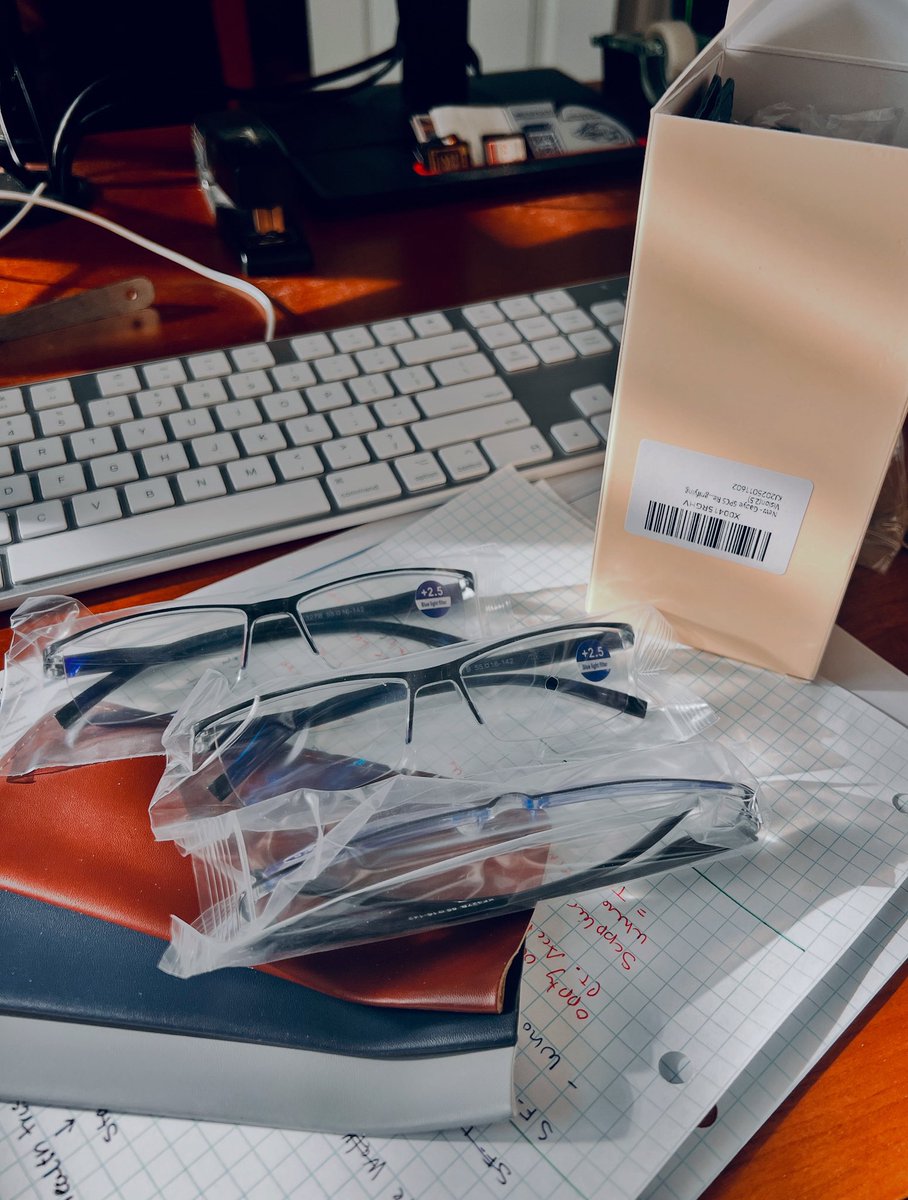 ToddMBarry's tweet photo. What Makes America Great - buying your reading glasses in six packs from Amazon for under $20!  Bonus they have a blue light filter.  🙄

#ImGettingOld https://t.co/mbaUeZUy7r