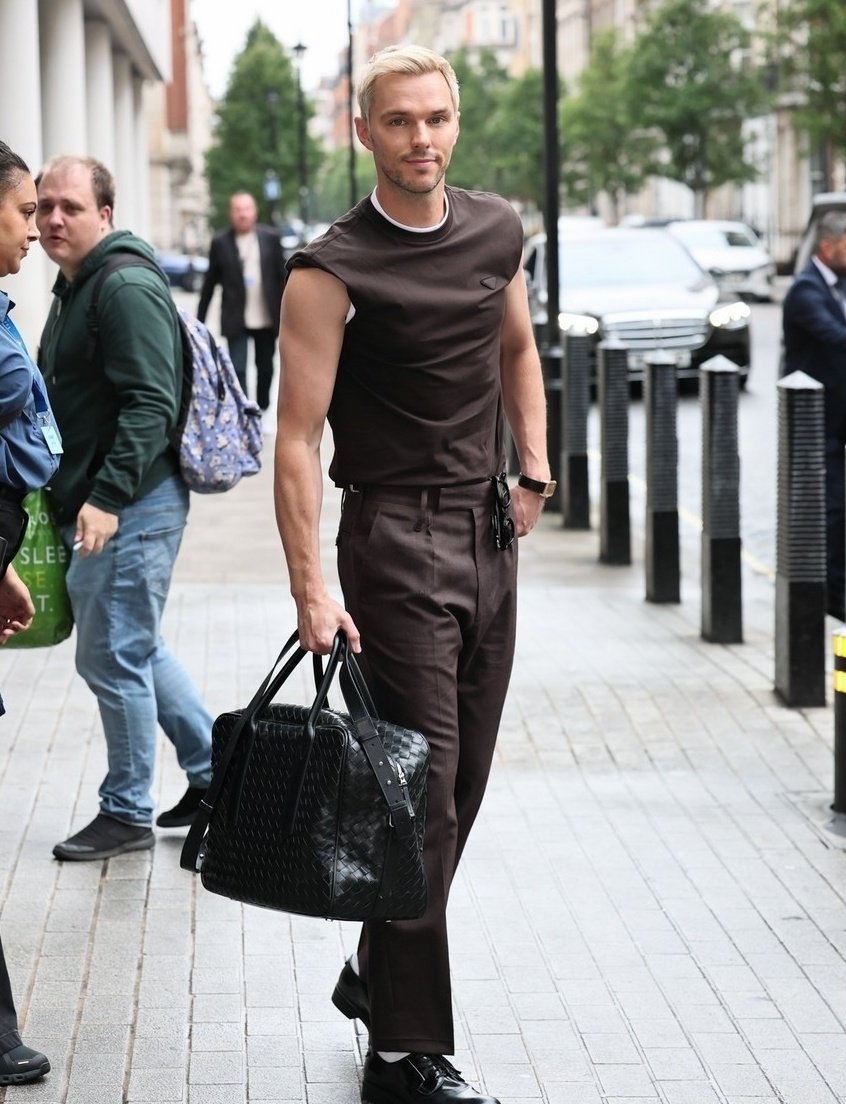 bestofhoult's tweet image. jason bolden i hope your pillow is cold on both sides and you have a great day today