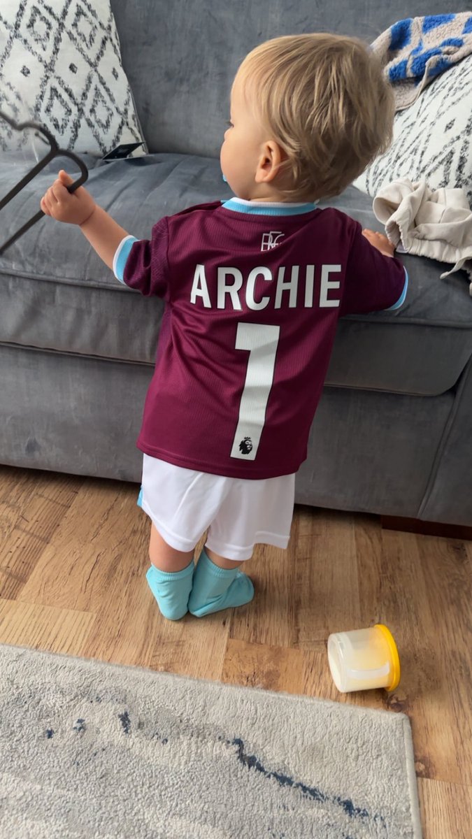 Jayw19's tweet photo. Trying on @BurnleyOfficial  new kit before it gets put away for his birthday next week 🫶🏻 https://t.co/oj0oCSFGHu