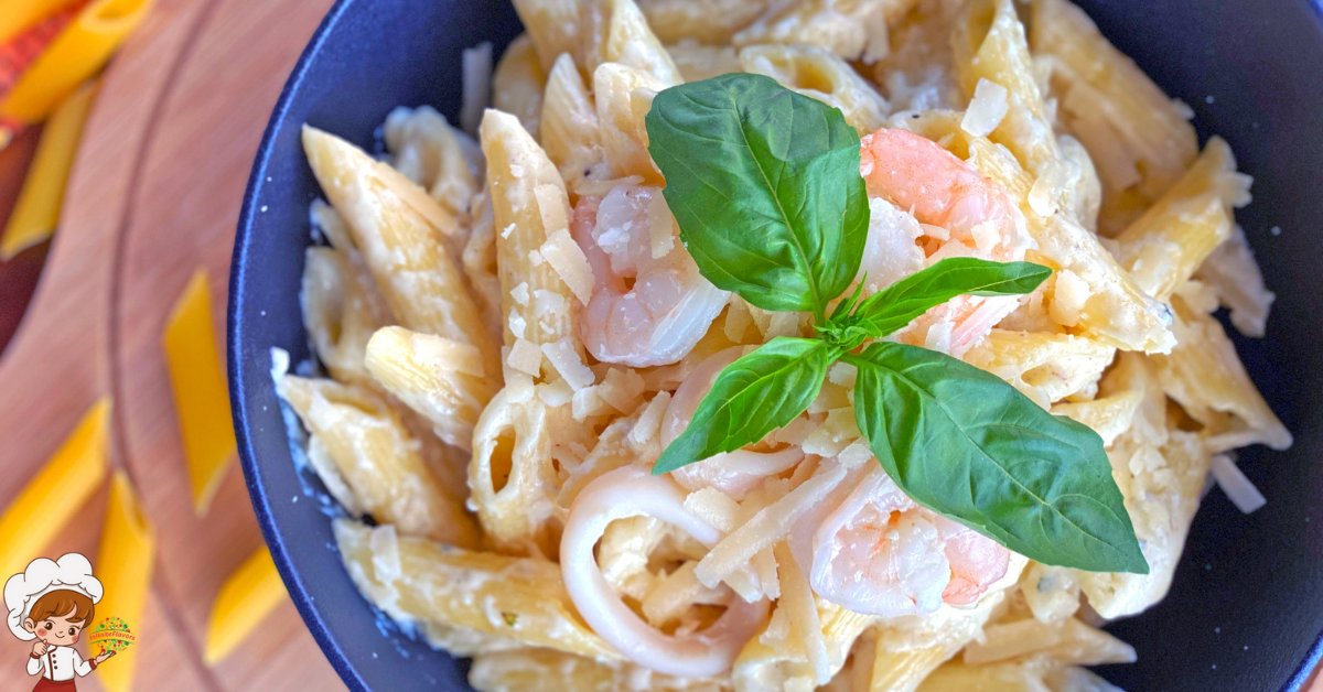 Easy Shrimp Alfredo Pasta #FridayFeeling #FridayVibes