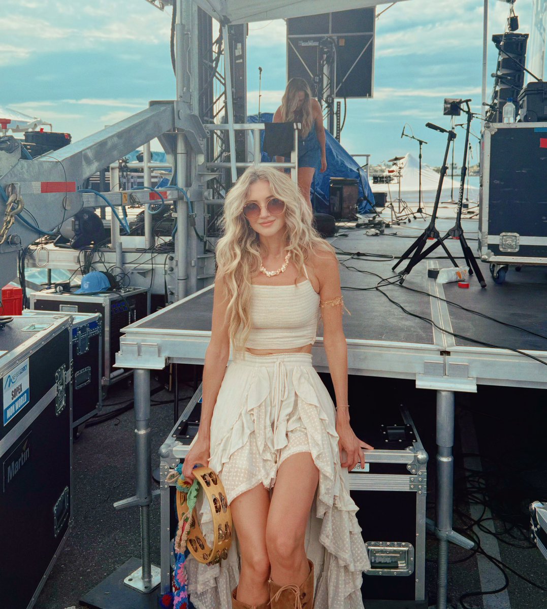 _SarahDarling's tweet image. JULY 4th WEEKEND ๐ฆ
JUL 3 w/ Lanco & The Front Men @ 5:00 PM
Shullsburg, WI, United States
JUL 5 SAT
McLemore Resort @ 6:00 PM
Rising Fawn, GA, United States
sarahdarling.com