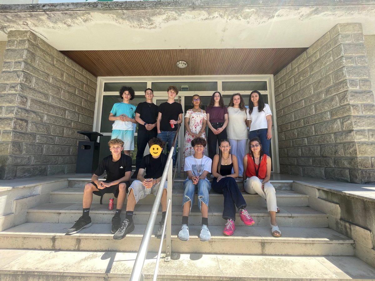 ✨Merci à nos stagiaires … et à tous nos intervenants ! 🚀Du 16 au 27 juin, nous avons eu le plaisir d’accueillir une vingtaine de lycéens – dont des élèves issus de l’École de la Seconde Chance – sur nos sites du Plessis-Robinson et de Limoges pour un stage de découverte prof.