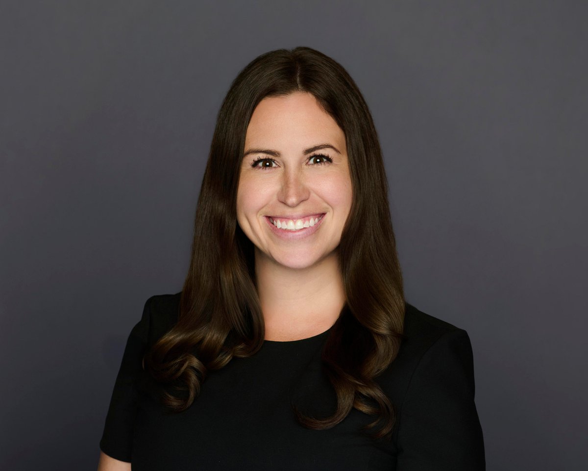 chainbridgebank's tweet photo. $CBNA welcomes Hilary Albrecht, J.D., as Senior Vice President, Counsel, and Corporate Secretary for Chain Bridge Bancorp, Inc. and Chain Bridge Bank, N.A.

Background:
• J.D., Yale Law School; Editor, Yale Journal on Regulation
• Magna cum laude B.A., Texas A&M; Gates-Muller Award
• Associate, Sullivan & Cromwell LLP, Simpson Thacher, Latham & Watkins LLP; focused on securities law, M&A, governance

Role:
• Serving as Corporate Secretary, overseeing board governance, shareholder engagement
• Supporting securities filings
• Counseling board, committees on governance

Hilary joins our leadership. $CBNA #Banking