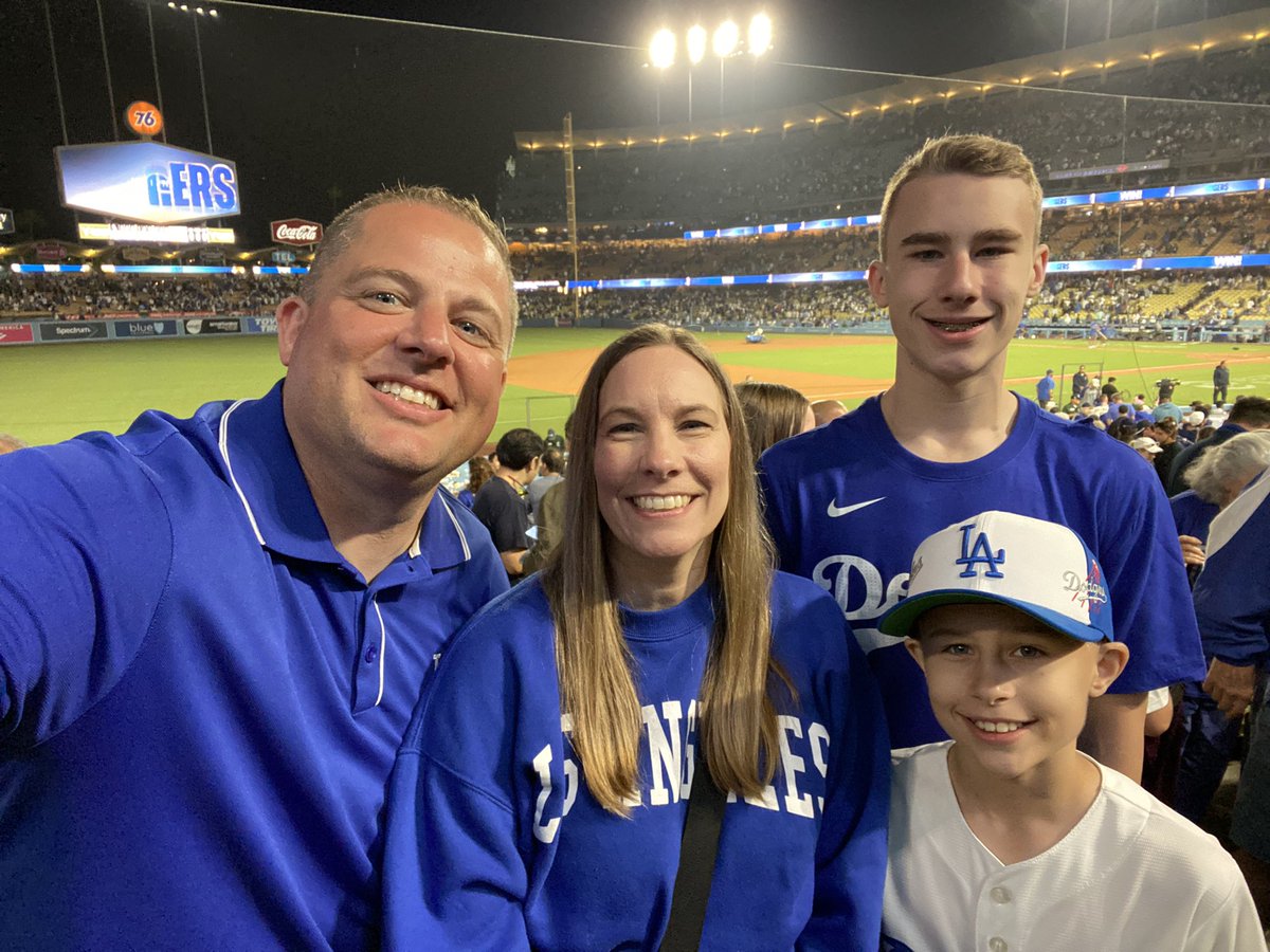 💙W <a href="/Dodgers/">Los Angeles Dodgers</a> <a href="/DodgersNation/">Dodgers Nation</a> <a href="/cannonrock3_/">Cannon Rock</a>