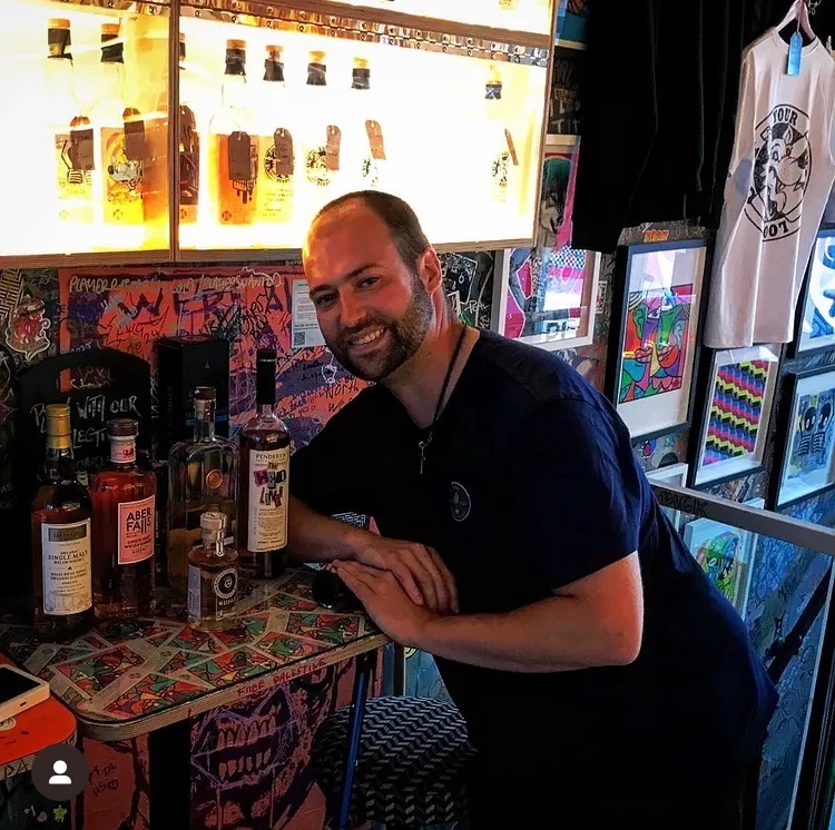 Huge thanks to @cutyourwolfloose and all those who attended last months <a href="/welsh_whisky/">Welsh Whisky Society</a> tasting with <a href="/SpeakerWhisky/">The Whisky Speaker</a> . Welcome to the new WWS members!
For more information and great Members only discounts checkout the website - welshwhiskysociety.com
<a href="/welsh_whisky/">Welsh Whisky Society</a>