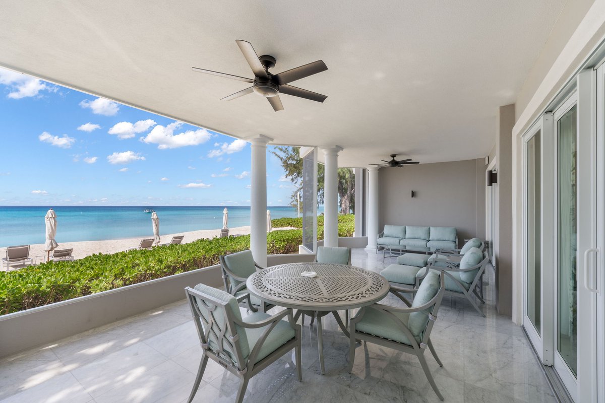 ERACayman's tweet photo. 🏖️ Mandalay "One of Six" – Ultra-Luxury Beachfront Residence

A one-of-a-kind property for discerning buyers seeking refined luxury and exclusivity.

MLS 417322 | US $8,950,000
https://t.co/l04N4gE7YJ

📞(345) 945 6000
📩info@eracayman.com

Member of CIREBA https://t.co/2WhaS5PodF