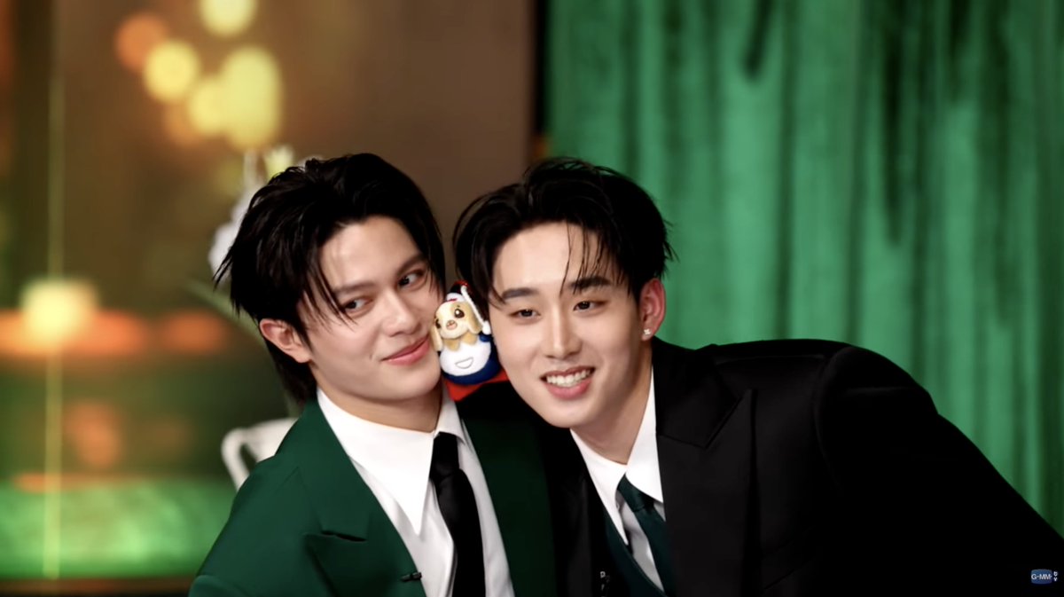 GMMTV's tweet image. แก้มออกบ่อยมากกกกก แต่ทำไม "แก้มกับแก้ม" ไม่ออกเนี่ยยยย นอยๆๆๆๆๆ
#GrabFoodMegaSalexวิลเลี่ยมเอส #GrabFoodxWilliamEst
#GrabFood #GMMTV
@Williamjkp1 @EstRvp