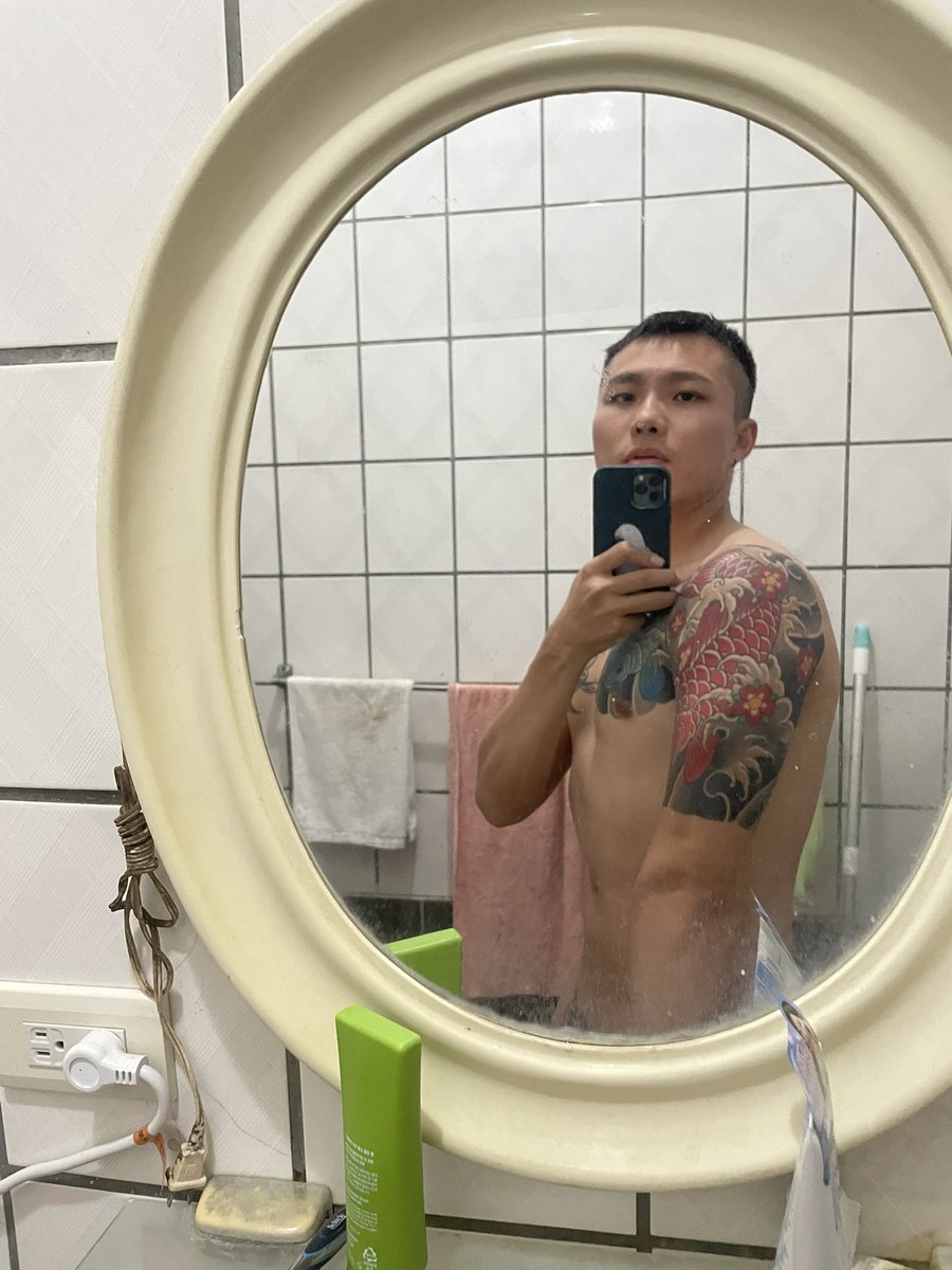 今天沒健身去跑步，大爆汗的感覺也不錯