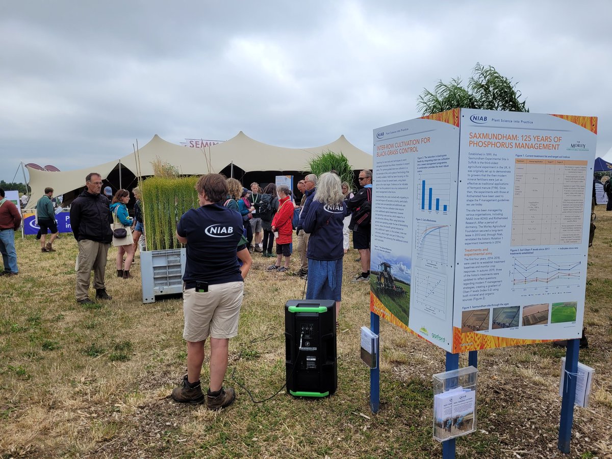 niabgroup's tweet image. Good turnout for tour of the #Niab stand @Groundswellaguk. If you missed it, there is another tour tomorrow at 10.30am. Or come talk to us on our stand in the Demo Field. #groundswell2025