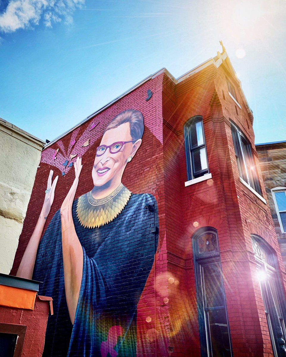 DowntownDCBID's tweet image. You’ve definitely seen her work around the city — now’s your chance to see it up close.
Rose Jaffe @rose_inks is showing a new solo series atop @arlohotels 🖼️🍸
Meet the artist, and vibe with DC’s creative crowd. Free and open to all
#DowntownDC #BeDowntown #ArtShow #Arlo