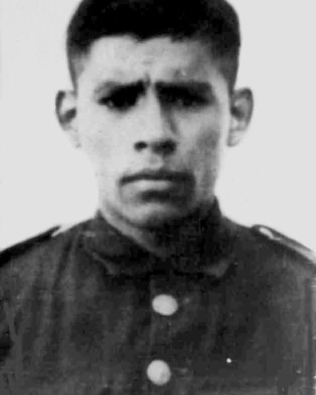 El día 2 de julio de 1962 nacía en Chaco el Héroe Martiniano GÓMEZ Caído durante el Conflicto del Atlántico Sur de 1982.
Al cumplirse un nuevo aniversario de su natalicio lo recordamos y le enviamos un abrazo fraterno a su familia.
¡Besos al cielo a nuestro Héroe de la Patria!