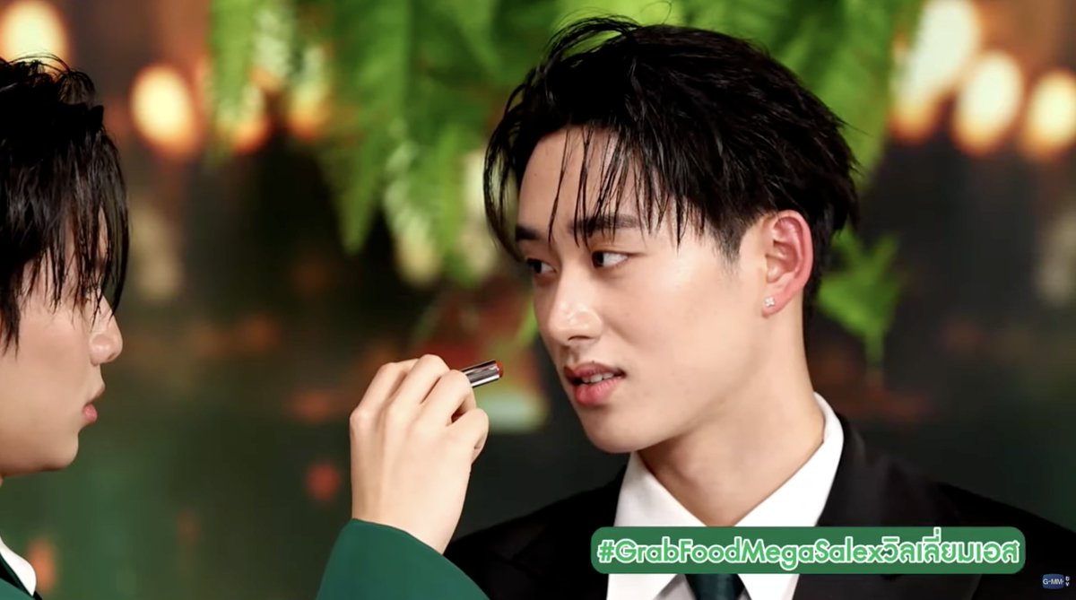 GMMTV's tweet image. มีคนแบบใช้ลิปมุมุแจ้มพี่เค้าาาาา
#GrabFoodMegaSalexวิลเลี่ยมเอส #GrabFoodxWilliamEst
#GrabFood #GMMTV
@Williamjkp1 @EstRvp