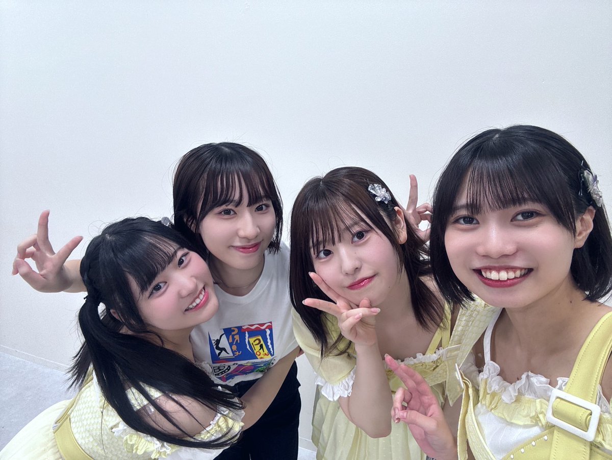 ngt48_4th's tweet photo. #おもいでいっぱい公演 初日本当にありがとうございました(；；)💖

本当に本当にこうしてNGT48のメンバーとして、NGT48のセットリストで組まれている公演に出演できて幸せです。
中学生の頃の自分見てるかー🙂‍↕️笑

これからも全力で頑張ります！
また出演できますように🥹

 #NGT48
 #奥村百花 https://t.co/95YqcnKFXs