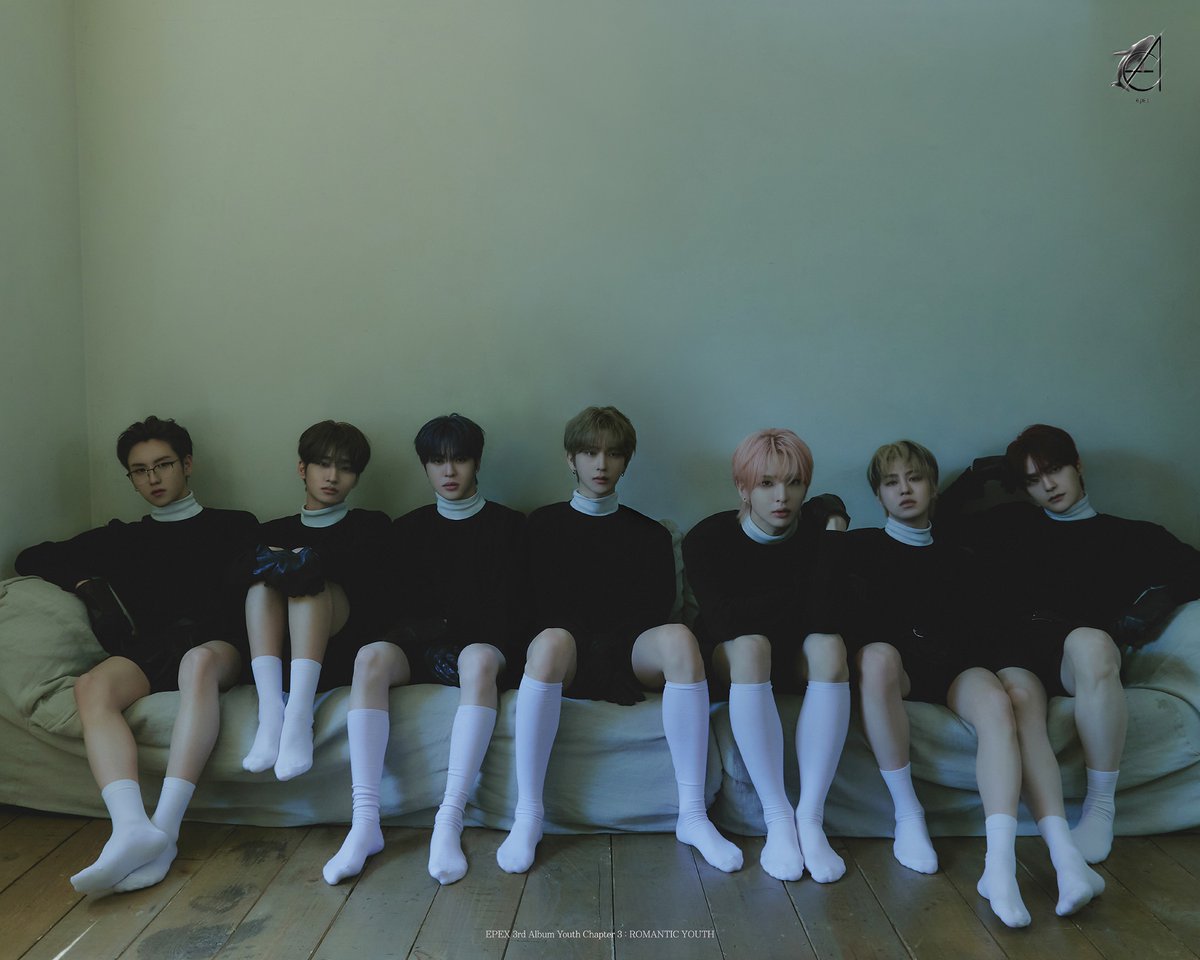 [📀]
EPEX 3rd Album 

소화(韶華) 3장 : 낭만 청춘 
(Youth Chapter 3 : ROMANTIC YOUTH)

Group Concept Photo 1

2025.07.28 6PM

#EPEX #이펙스 #Eight_Apex #韶華 #소화 #ROMANTICYOUTH #낭만청춘 #위시 #뮤 #아민 #백승 #에이든 #예왕 #제프