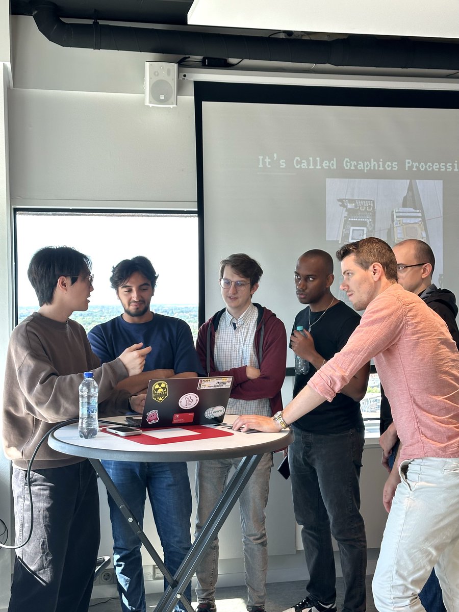 🚀 Beyond the Code: June Edition Continues 🚀

Our colleague Boyuan shared how GPUs supercharge tasks like deep learning in his talk, “GPU Computing for the Brave.” ⚡🧠

His blog post is now live — don’t miss it! 
Read it here: blog.lunatech.com/posts/2025-06-…