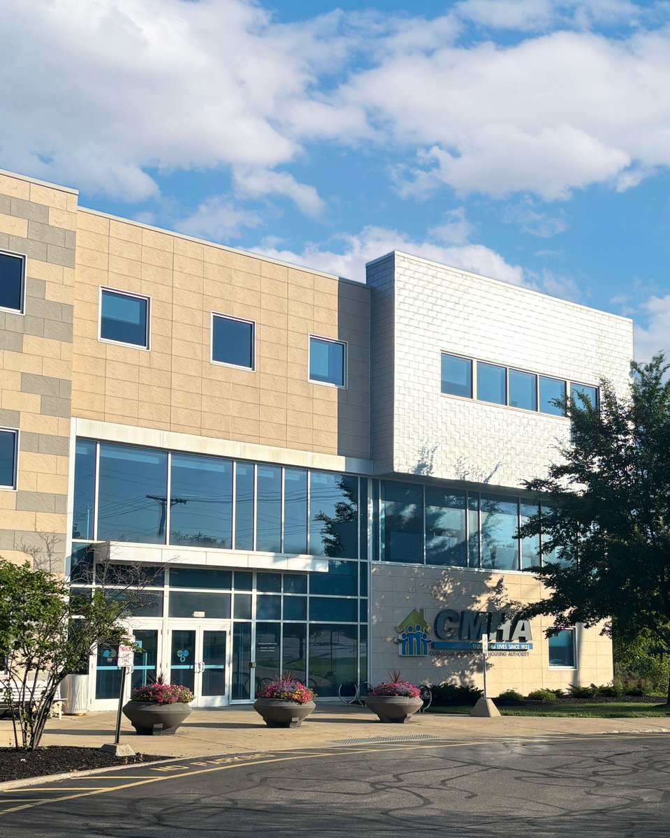 Last month, 4,973 visitors came to the main campus, and 162 of them used QLess. This tool lets you join a virtual line for our main campus from wherever you are! Schedule your appointment at ow.ly/tHqT50WjESk
