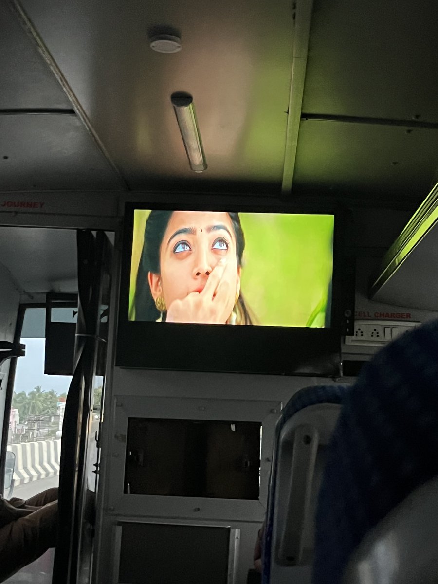 అఖండ 🐯🦁🔥 (@conquerordon99) on Twitter photo మన గవర్నమెంట్ లో apsrtc చాలా బాగా మైంటైన్ చేస్తున్నారు 👍 మన గవర్నమెంట్ లో apsrtc చాలా బాగా మైంటైన్ చేస్తున్నారు 👍