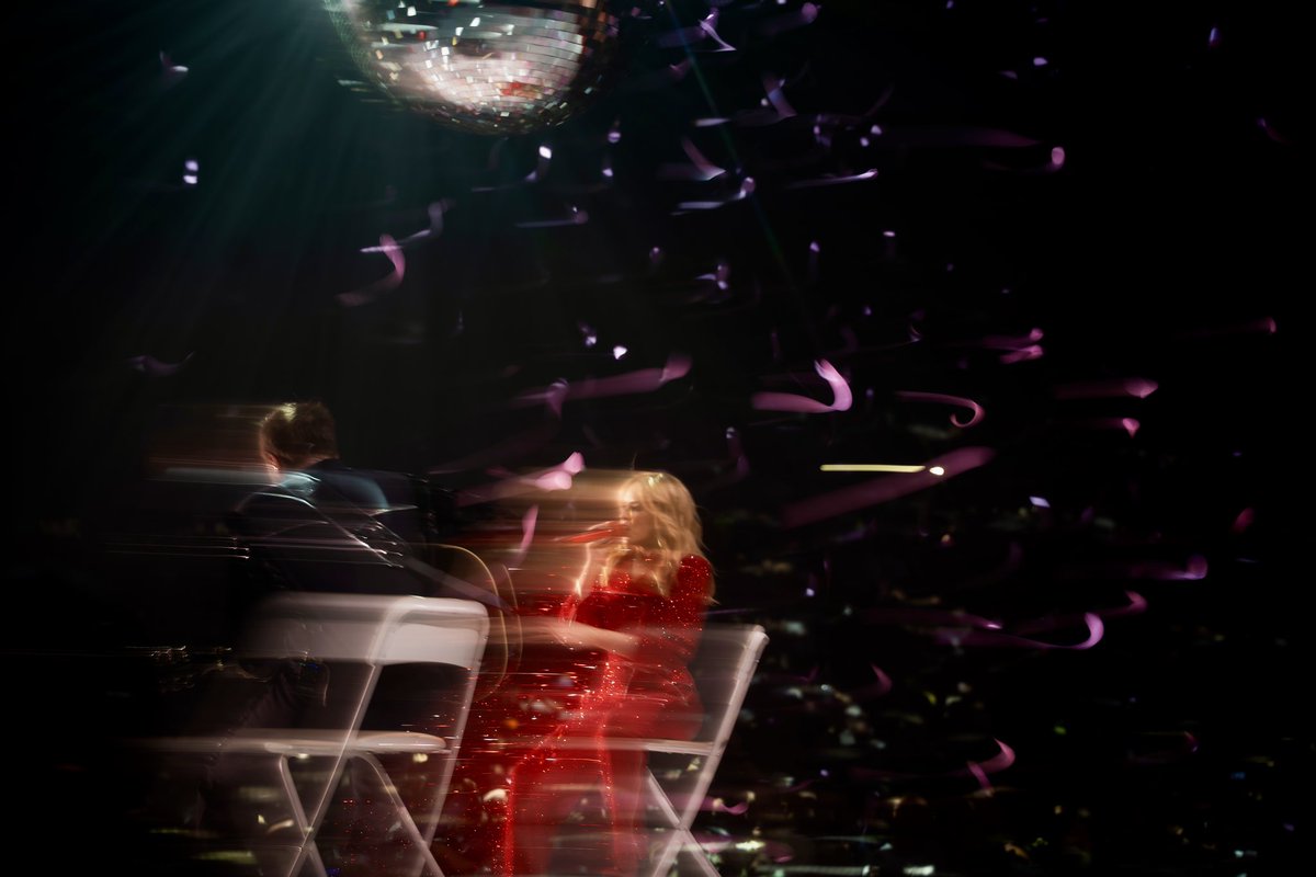 Tension Tour. In a heatwave.🔥🥵 Managed NOT to faint … just. 😬 Major thanks to the entire team and Antwerp … you were amaaaaziiing!!!!!!