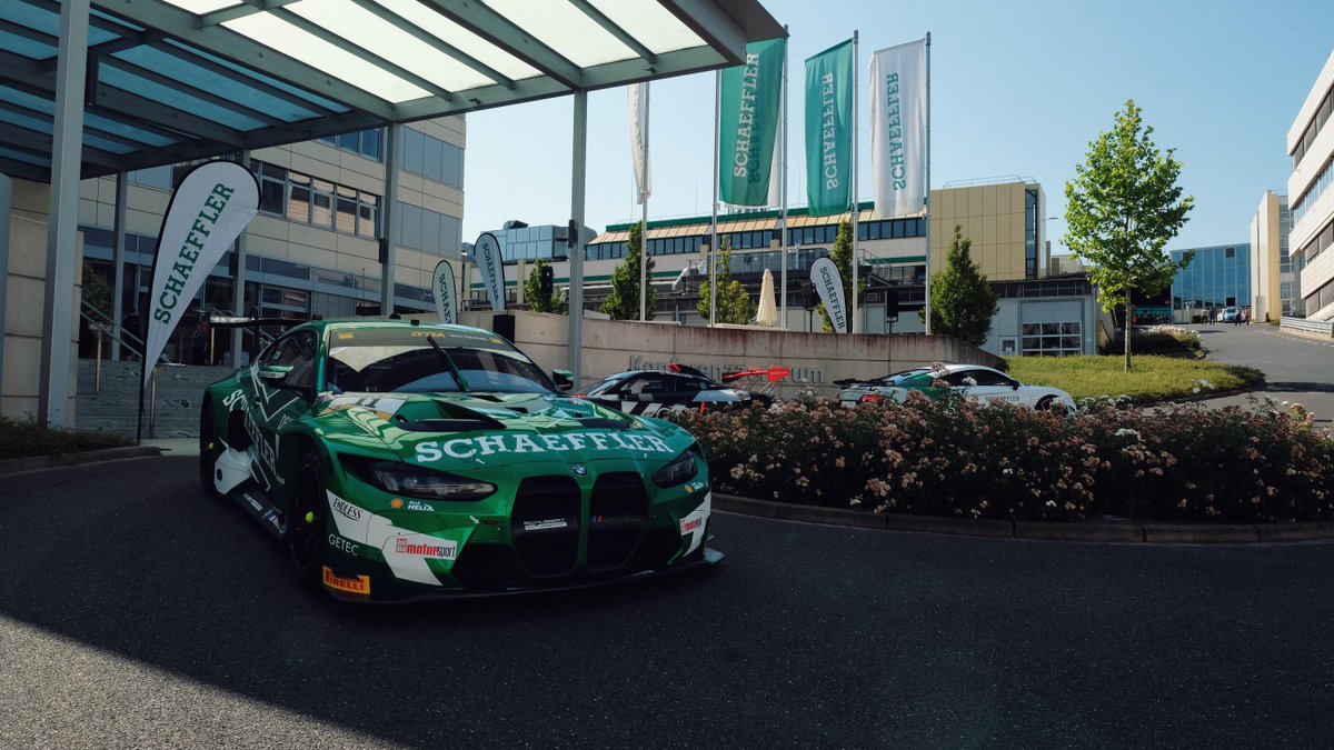 SchaefflerGroup's tweet image. Perfect start to the event of the year! With the Performance Day in Herzogenaurach, our brand ambassadors Carrie Schreiner, Marco Wittmann, Markus Winkelhock, and Max Hesse kicked off Norisring week. 🙌
Want to meet us? Then stop by the @DTM! 😃
#TeamGreen #SchaefflerDTM