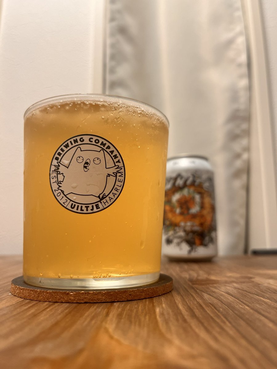 beer_telling's tweet photo. Whiteの名に恥じない過剰な程のコリアンダーとオレンジピールで、結果スパイシーさがWhiteぽくないほどのキレになってる。イースティな香りも強く、小麦のフルーティさもあって…凄い不思議な作りだな。なんだろう。軽いのに味が多い…面白い!
#クラフトビール #Breakside https://t.co/K0SnCnWjXg