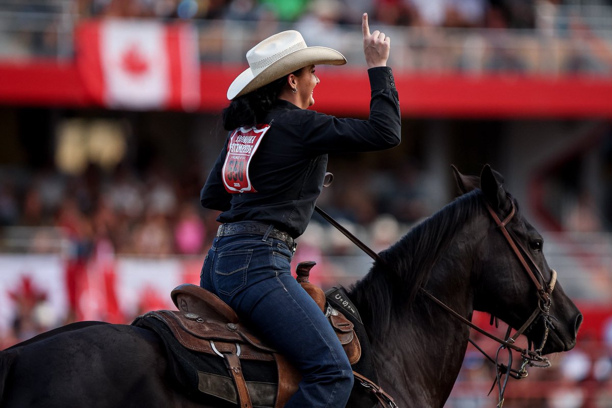 Rocky Mountain High for Colorado’s Amanda Terrell at the 89th Ponoka Stampede! instagram.com/p/DLm1DDxuqgF/…