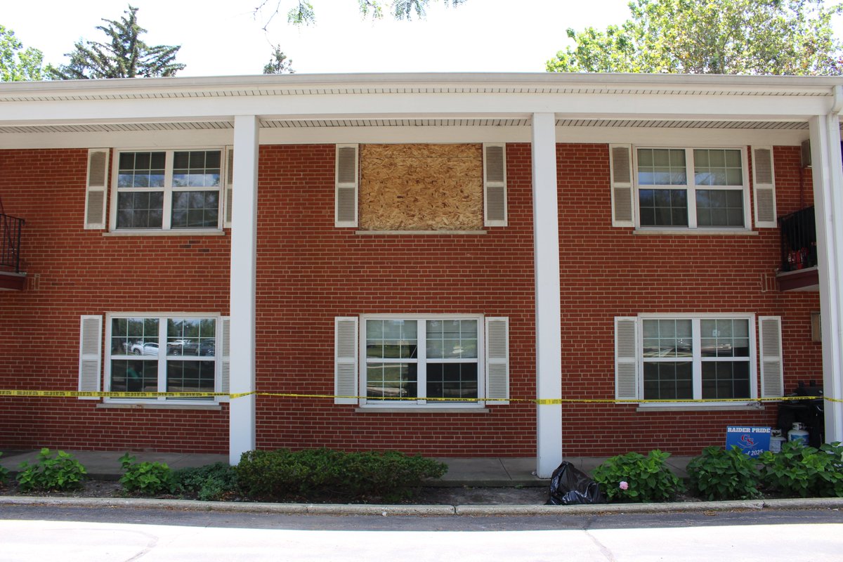 CCSD 89 (@ccsd89) on Twitter photo Two <a href="/ParkViewCCSD89/">Park View School</a> students and two <a href="/glencrestms/">Glen Crest MS</a> students were impacted by a recent apartment fire in Glen Ellyn.
Although there were no serious injuries, the families lost most of their possessions in the fire.
Find out how you can help: bit.ly/4evW0C4 Two <a href="/ParkViewCCSD89/">Park View School</a> students and two <a href="/glencrestms/">Glen Crest MS</a> students were impacted by a recent apartment fire in Glen Ellyn.
Although there were no serious injuries, the families lost most of their possessions in the fire.
Find out how you can help: bit.ly/4evW0C4