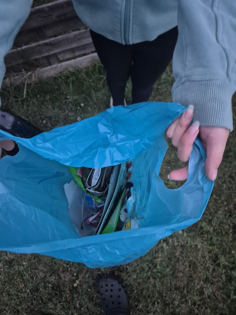 Clean Leeds tweet media