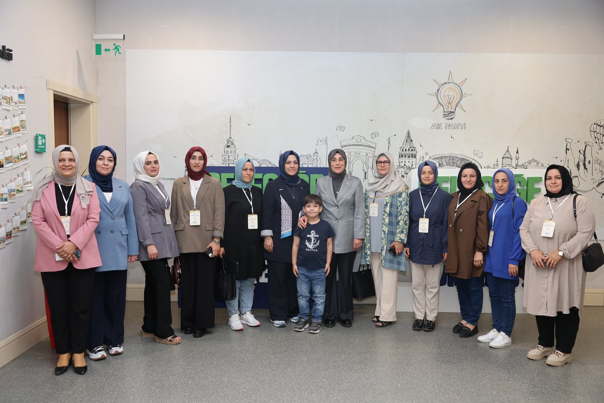 📍AK Parti Genel Merkezi 

AK Parti Çevre Şehircilik Politikaları Başkanlığında misafirimiz olan;

💢 AK Parti Şanlıurfa İl Kadın Kolları Başkanımız <a href="/ZehraAy0663/">Zehra Ay</a>, 
💢 AK Parti Şanlıurfa Eyyübiye İlçe Kadın Kolları Başkanımız <a href="/GultenBalci63/">Gülten BALCI</a>,
💢 AK Parti Haliliye İlçe Kadın Kolları