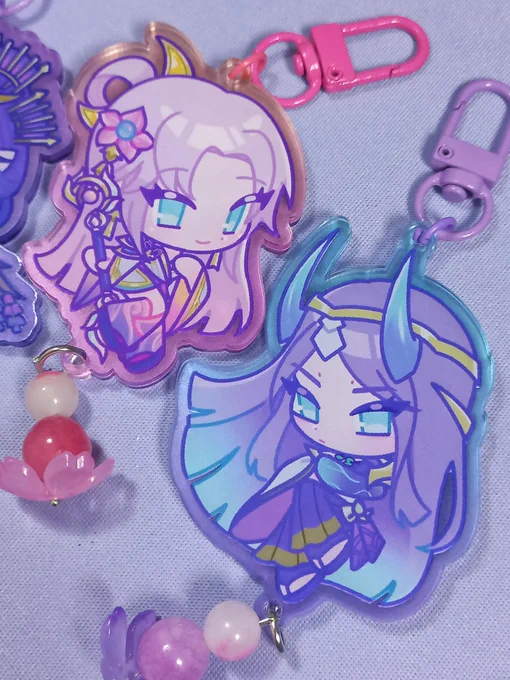 almost forgot to post but here are the new spirit blossom keychains