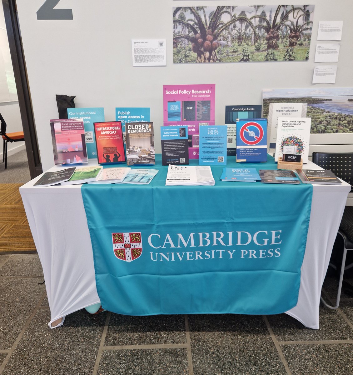 CUP_Anthro_Soc's tweet image. Heading to the @SocialPolicyUK Annual Conference this week?
Visit us at the Cambridge booth and pick up a social policy journals branded macaron! 🍰
Browse the latest social policy research at: cup.org/4lyPnRZ