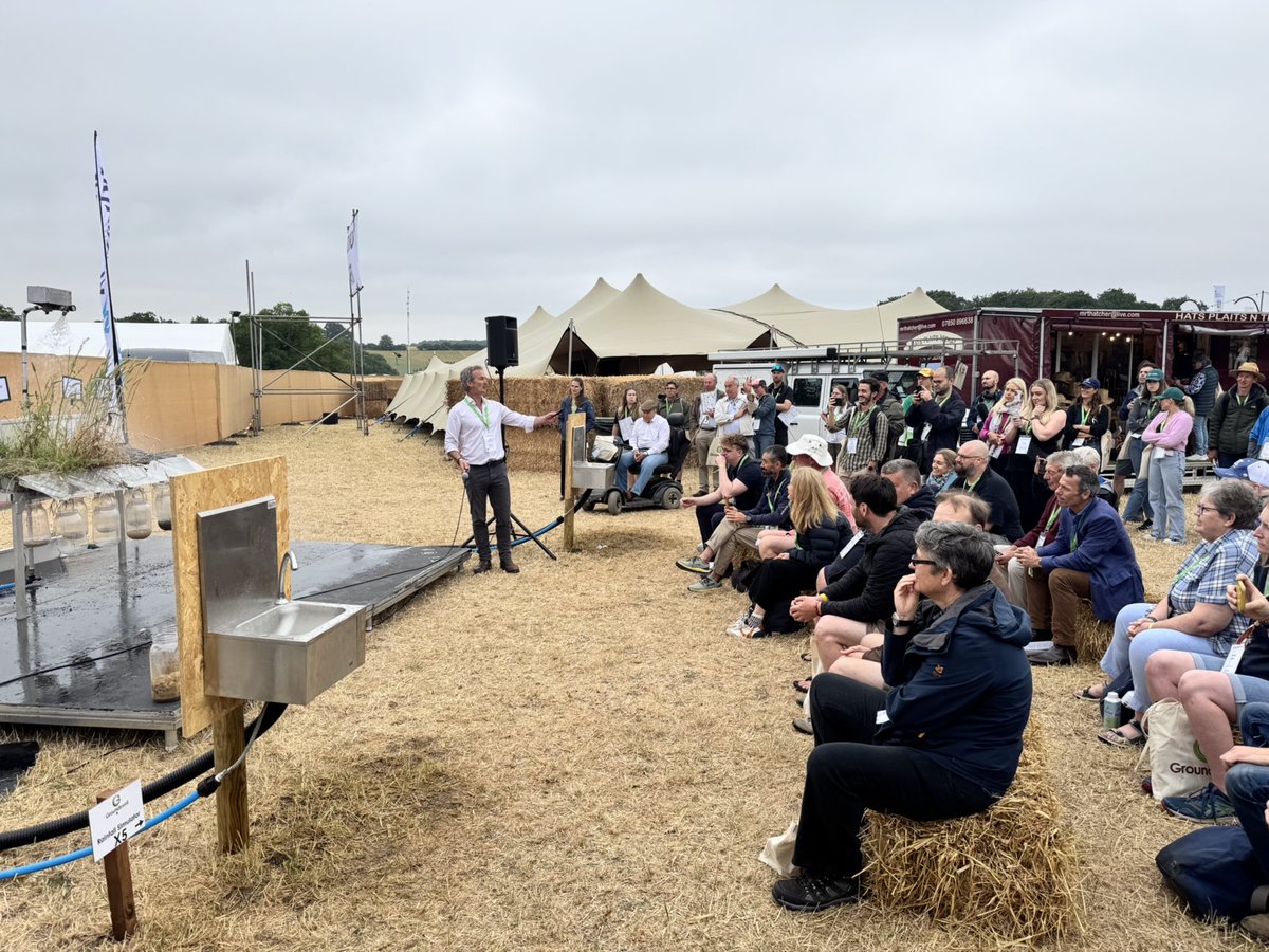 A brilliant crowd for the rainfall simulator display at our stand, which shows how cover crops encourage infiltration and reduce run off, helping to recharge groundwater supplies. #groundswell2025