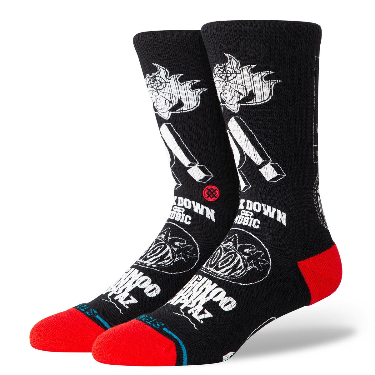 DuckDownMusic's tweet image. 🧦 To commemorate our 30th we partnered w/ @StanceOfficial to produce an Exclusive, Limited Edition Crew Sock Capsule! We’ve paired these Crew Socks with an exclusive 95 inspired Shirt & Duck Down Shorts!
Now at the Duck Down Shop -> shopduckdown.con