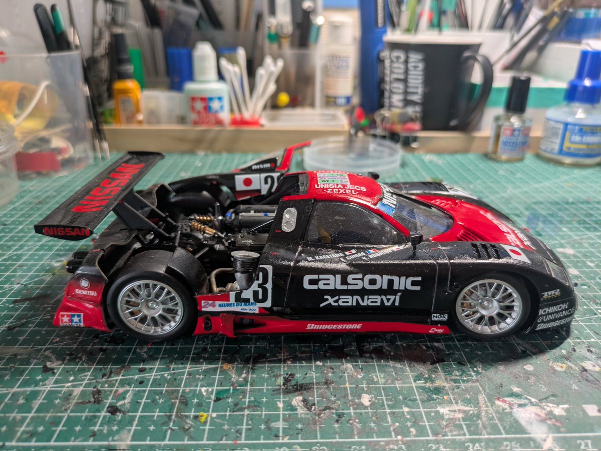 t_wakou's tweet image. 実は完成品まだまだあります。
『ニッサン R390 GT1』
最近車キットが多く戦闘機よりも綺麗に慎重に作る車はそのスリルが心地よくなり始めまして…
今回のキットはカーナンバーの切れがなく自分で切って合うようにするなどとても大変でしたが個人的満足な仕上がりです。
#プラモデル
#プラモデル完成