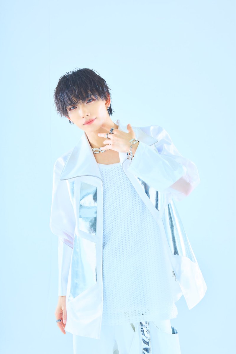 リョウ様ご検討用 Amazon.co.jp: CMYK 鮫田和王は厨二病が治せない VOLUME1 (MANGAバル