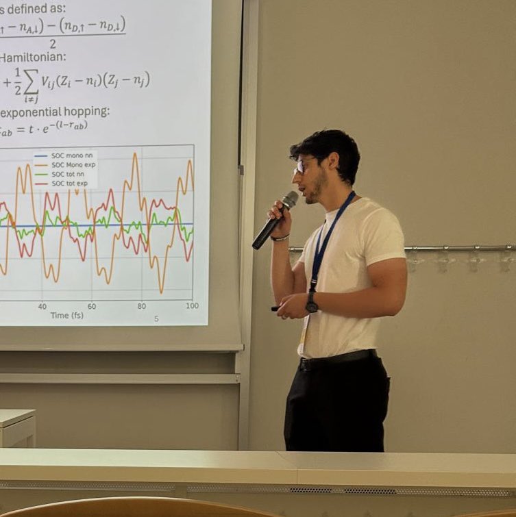 LinceMatteo's tweet image. 🌱 Thrilled to have presented our work at CDCF50 &amp;amp; 5th ECPC in Pisa!
Thanks to organizers for the opportunity #PhysicalChemistry #CDCF50 #ECPC