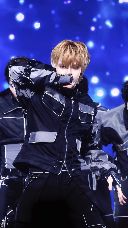 DANIEL 다니엘 tweet media