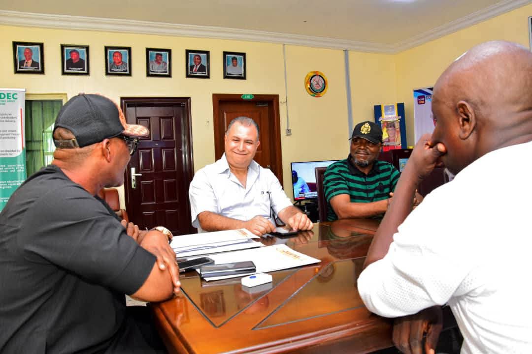 OSOPADEC CHAIRMAN ENGAGES SETRACO NIGERIA LIMITED, COMMENCES TALKS ON PROJECT EXECUTION

The Chairman of OSOPADEC Prince Biyi Poroye, on Monday, received the Area Manager of Setraco Nigeria Ltd, Engr. Razek Michel, during a courtesy visit to the Commission’s headquarters.