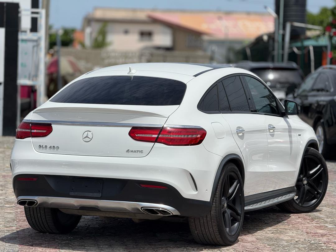 LightblissAutos's tweet photo. Foreign used: 2016 Mercedes Benz 
GLE450
Full option 
Price: 68,000,000
Available for swap deals also
Send us a dm for more details or contact us via 08106017555 https://t.co/QCFHUfGYIs