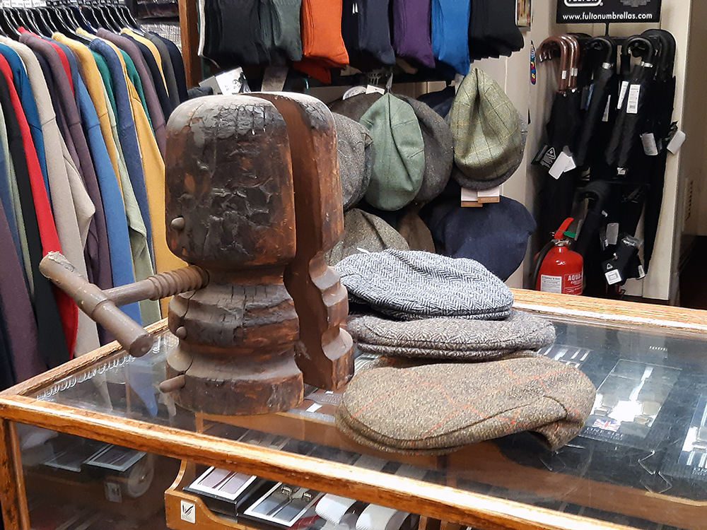 OriginalShrews's tweet image. It's only fitting that for our Independent’s Week, we spotlight one of #Shrewsbury’s longest-standing independent retailers: @HalonMenswear
Halon offers menswear and tailoring expertise drawn from 120 years of heritage in the business.
📍 Visit them at 46/47 High Street