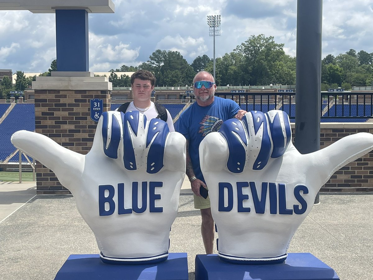 Blake_Moses24's tweet photo. Had a fun time at Dukes Football Camp. Learned a lot and was nice to meet the coaches.
@DukeFOOTBALL 
@CoachPatke https://t.co/a8A9So4XGs
