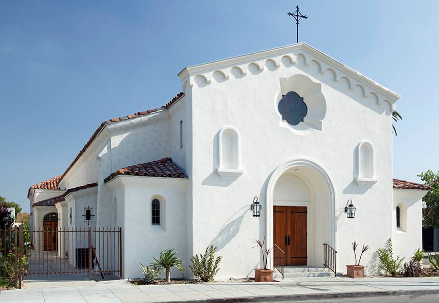 nic_charbonneau's tweet image. Firmly rooted in its Spanish Mission character, our firm&apos;s work at Holy Innocents included renovation work inside and out to return it to its former glory! 

#architecture by Harrison Design

#MissionStyle #TraditionalArchitecture #ClassicalArchitecture #ChurchRenovation