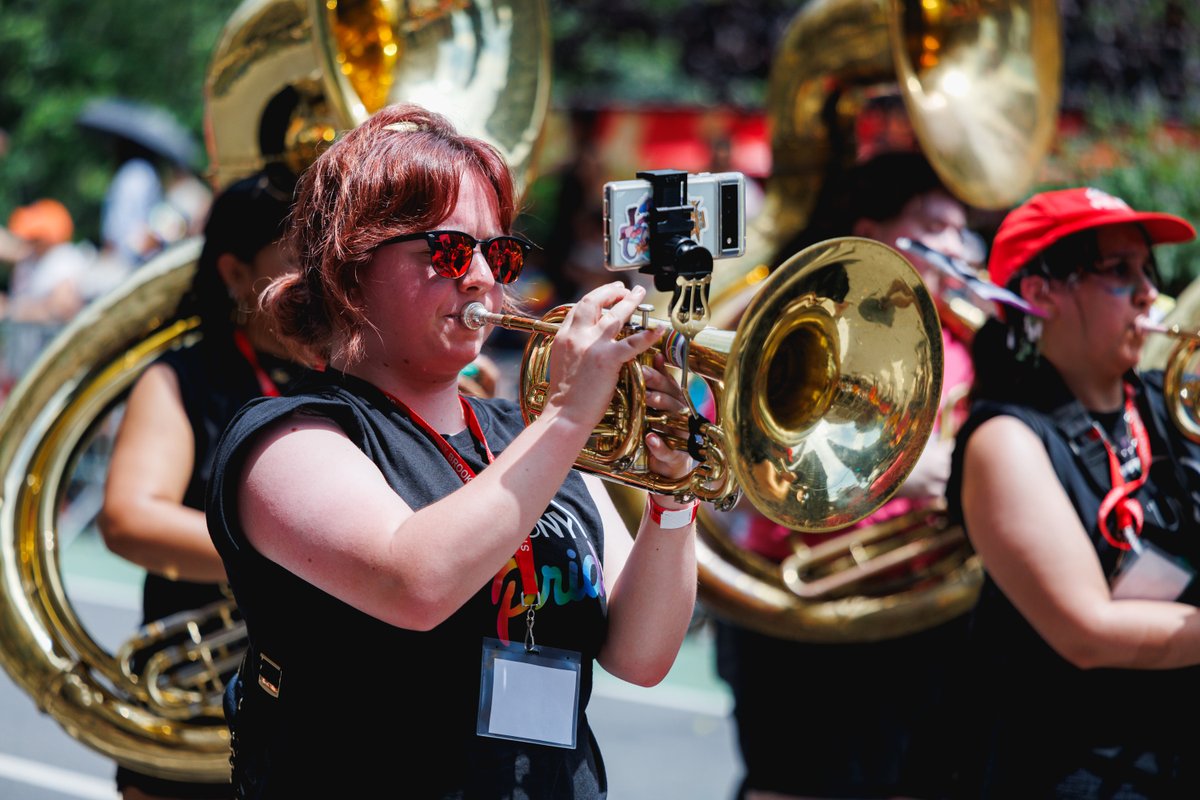 stonybrooku's tweet image. The @SBUMarchingBand proudly led the #SUNY band at the NYC Pride Parade on June 29! It was an incredible day of music, celebration, and unity as we marched together for inclusion, visibility, and love.
@SUNY #SUNYPride