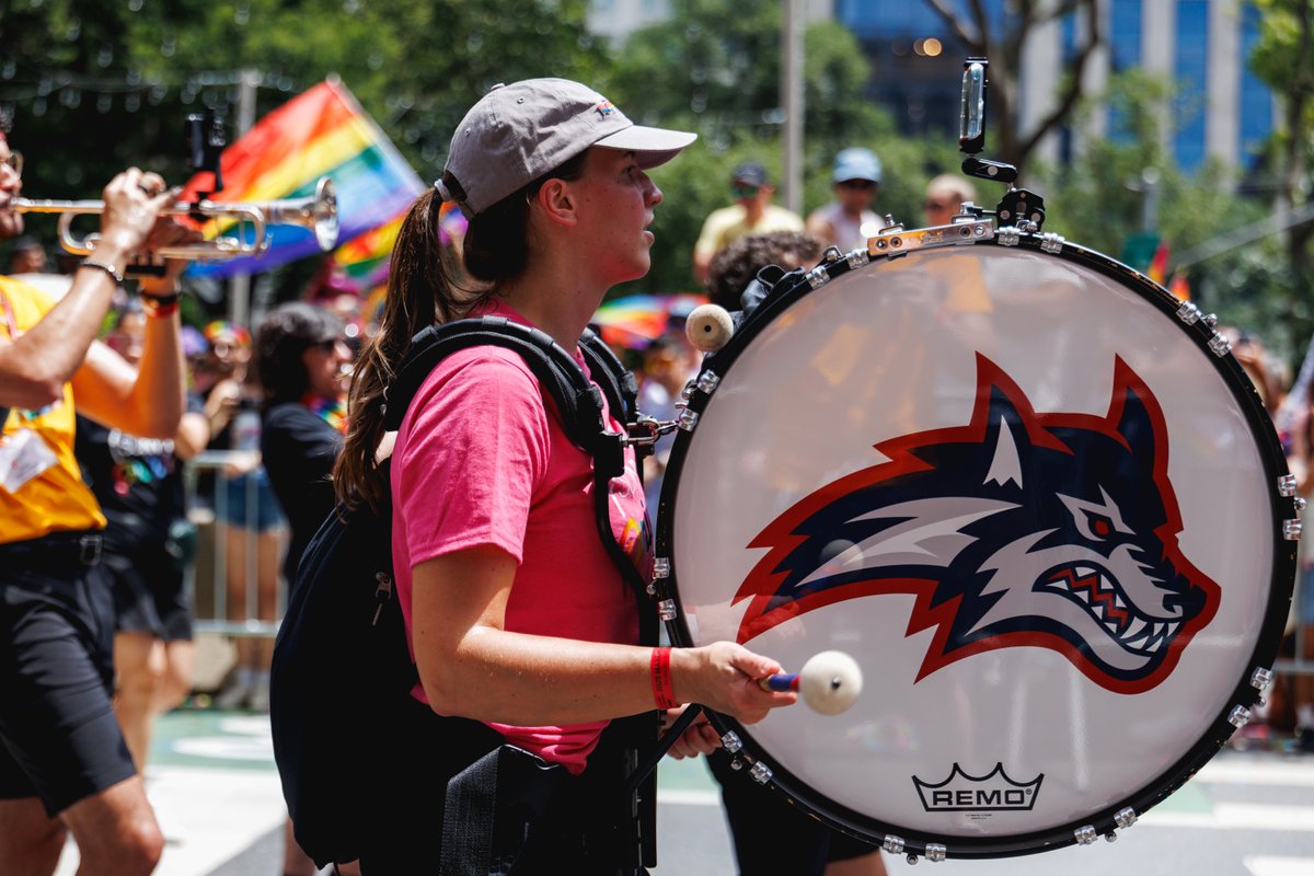 stonybrooku's tweet image. The @SBUMarchingBand proudly led the #SUNY band at the NYC Pride Parade on June 29! It was an incredible day of music, celebration, and unity as we marched together for inclusion, visibility, and love.
@SUNY #SUNYPride