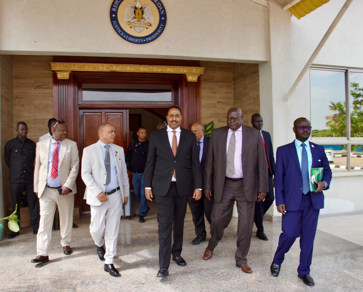 DrWorkneh's tweet image. Arrived in Juba, South Sudan for a two-day mission focused on progress implementation of the Revitalized Agreement on the Resolution of the Conflict in South Sudan (R-ARCSS), and underscoring the critical need for its timely and full execution. In my initial meeting with H.E.…