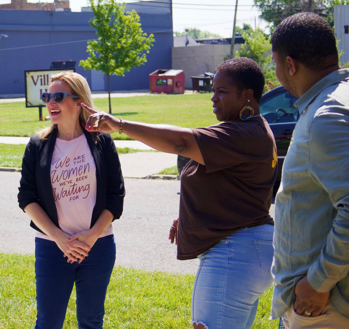JocelynBenson's tweet image. I had the chance to visit Avalon Village and spend time with Shamayim “Mama Shu” Harris, a true force for good. Her vision, grit, and love for her community turned a dream into a thriving neighborhood hub. Her organization is turning once abandoned homes into homework houses,…