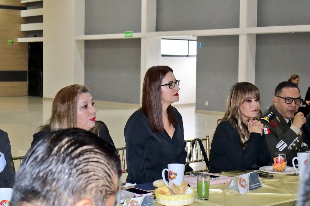 pattygmiranda's tweet photo. El día de hoy firmamos un Acuerdo de Colaboración #CECATI-#FECAPEQ (Federación de Colegios y Asociaciones de Profesionistas del Estado de Querétaro) para que los Colegios de Profesionistas y sus agremiados puedan acceder a nuestros cursos y especialidades.
#TalentoCECATI
#EducarEsTranformar
@gonzalo_espina